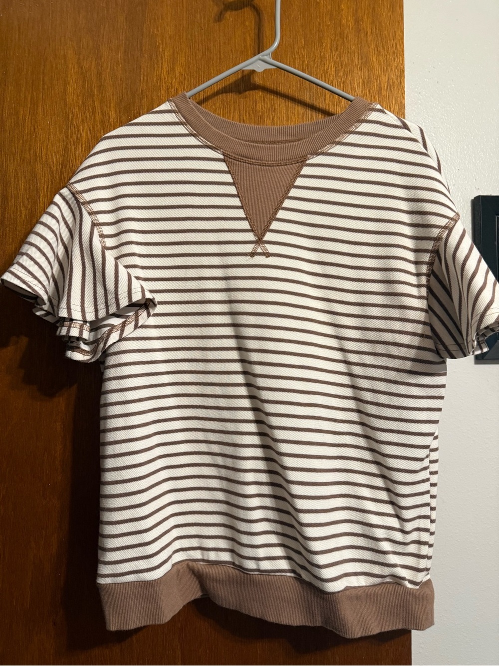 Source Unknown Brown and White Striped Short Sleeve Ruffle Top